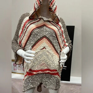 Free People Oversized Aztec Cardigan
Poncho .